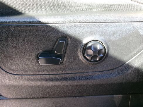 Used 2021 RAM 1500 Big Horn AWD/4WD image 23