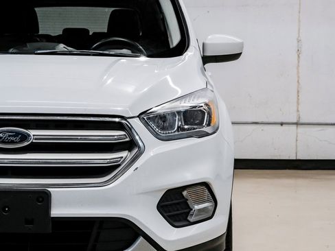 Used 2019 Ford Escape SEL image 52