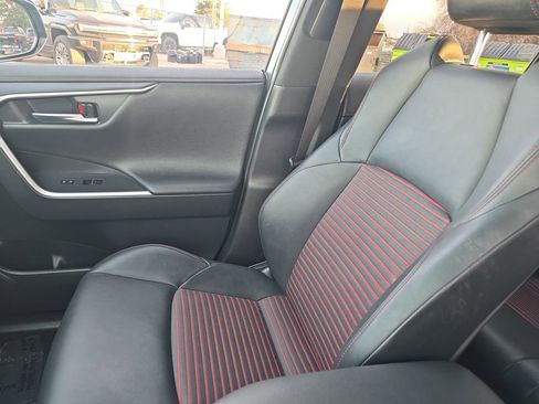 Used 2022 Toyota RAV4 XSE image 19