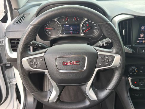 Used 2022 GMC Terrain SLE FWD image 23