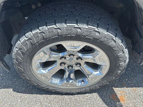 Used 2019 RAM 1500 Big Horn AWD/4WD image 16
