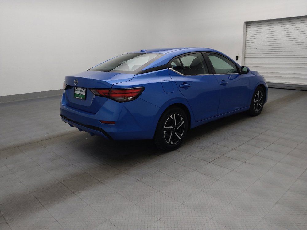 Used 2025 Nissan Sentra SV FWD image 10