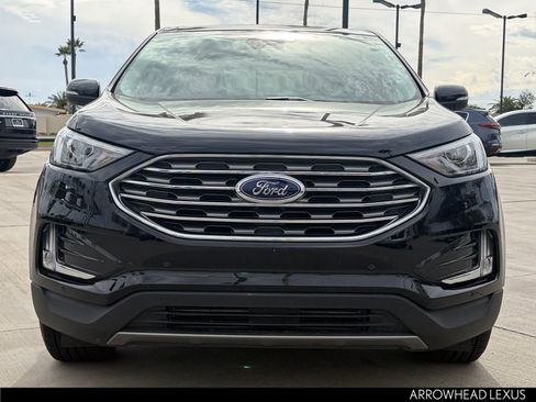 Used 2024 Ford Edge Titanium image 9