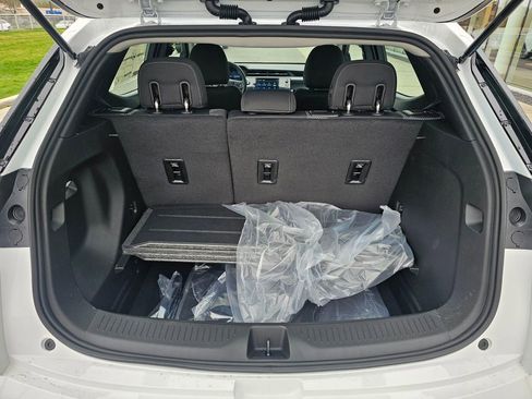 New 2027 Chevrolet Bolt LT w/ Comfort Package image 13