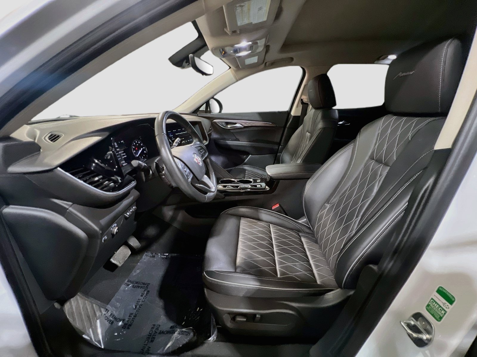 Used 2023 Buick Envision Avenir AWD/4WD image 16