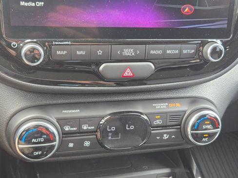 Certified 2024 Kia Soul S FWD image 27