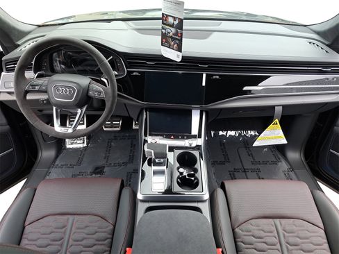 New 2025 Audi RS Q8 performance image 9