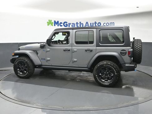 Used 2023 Jeep Wrangler Unlimited w/ Cold Weather Group AWD/4WD image 18