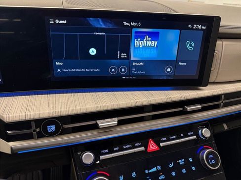 Used 2024 Hyundai Santa Fe Calligraphy image 22