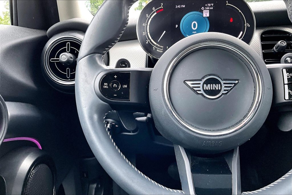 Used 2024 MINI Cooper S FWD image 18