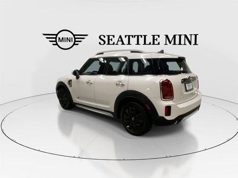 Certified 2024 MINI Cooper Countryman S w/ Signature Upholstery Package AWD/4WD image 8