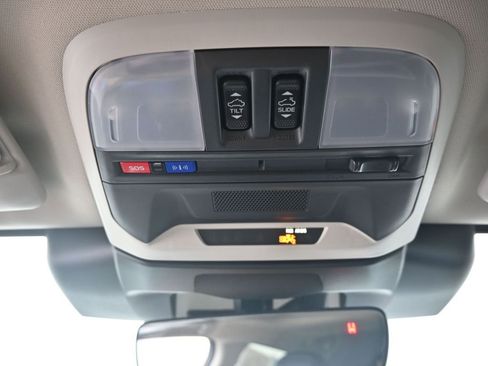 Used 2024 Subaru Crosstrek 2.5i Limited image 11