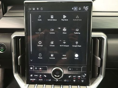 Used 2025 GMC Acadia Elevation image 4