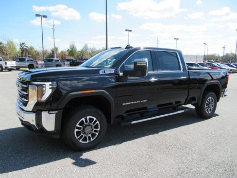 New 2026 GMC Sierra 2500 SLT w/ SLT Premium Package AWD/4WD image 4