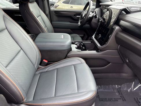 Used 2026 GMC Yukon AT4 w/ AT4 Premium Plus Package image 35