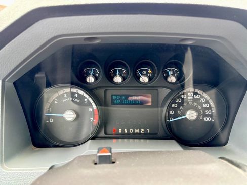 Used 2016 Ford F250 XL w/ Power Equipment Group AWD/4WD image 36