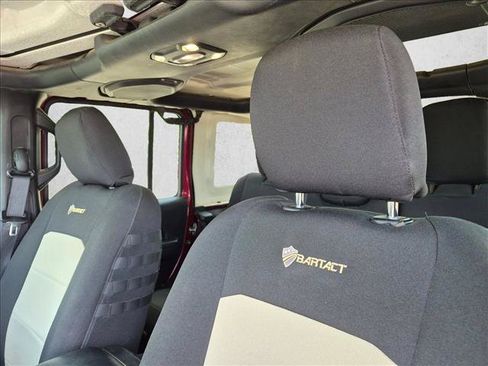 Used 2021 Jeep Wrangler Unlimited Sport AWD/4WD image 12