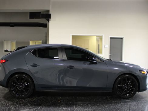 Used 2023 MAZDA MAZDA3 s AWD/4WD image 2