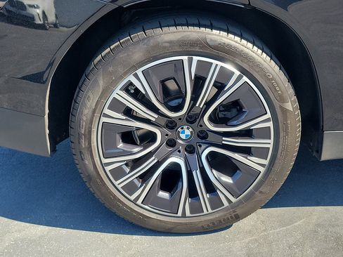 Used 2025 BMW X3 xDrive30i w/ M Sport Package AWD/4WD image 6