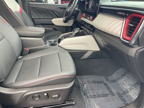 Certified 2024 GMC Canyon AT4X image 27