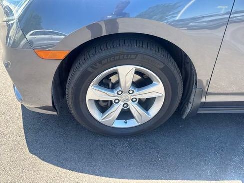 Used 2019 Honda Odyssey EX-L image 11