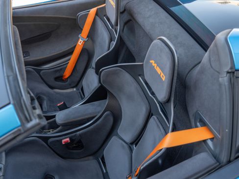 Used 2020 McLaren 600LT Spider image 36