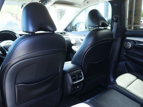 Used 2021 INFINITI QX50 Sensory w/ Cargo Package image 32