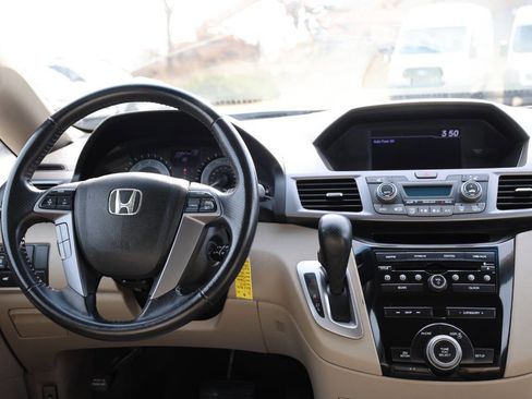 Used 2013 Honda Odyssey EX-L image 25