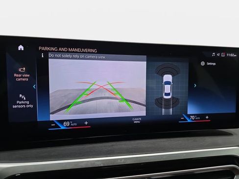 Certified 2023 BMW 330i xDrive Sedan w/ Premium Package image 19