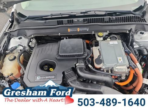 Used 2017 Ford Fusion SE FWD image 24