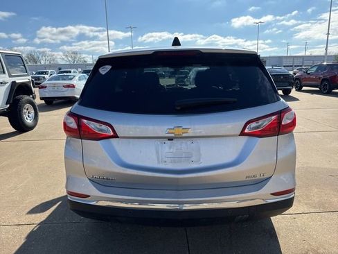Used 2020 Chevrolet Equinox LT image 4
