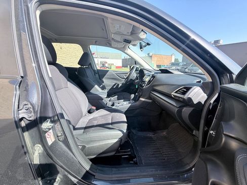 Used 2019 Subaru Forester Premium w/ Popular Package #1 AWD/4WD image 11