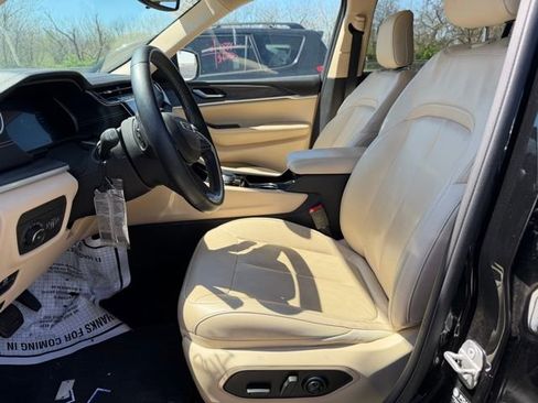 Used 2021 Jeep Grand Cherokee L Limited image 12