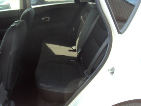 Used 2015 Kia Soul FWD image 9