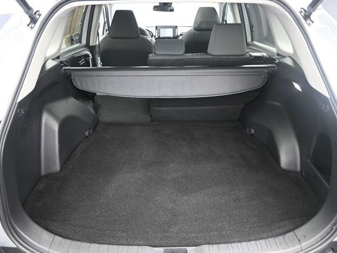 Used 2022 Toyota RAV4 XLE image 24