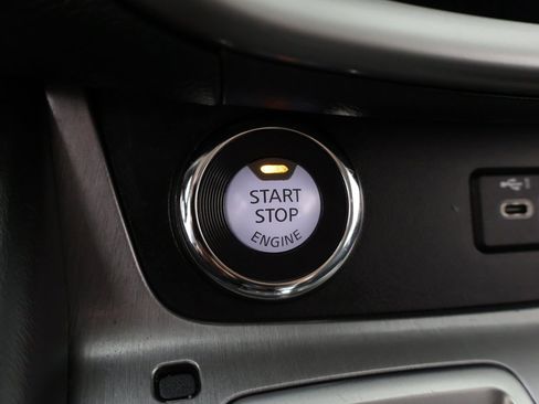 Used 2020 Nissan Murano S w/ Technology Package image 35