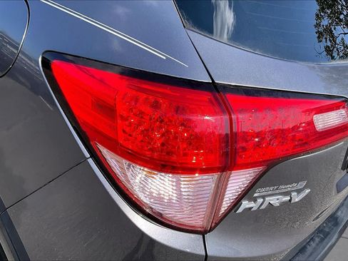 Used 2017 Honda HR-V EX image 28