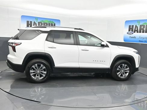 Used 2025 Chevrolet Equinox LT w/ Convenience Package II AWD/4WD image 6