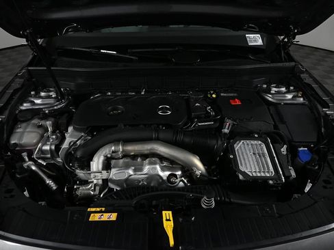 New 2026 Mercedes-Benz GLB 250 image 30