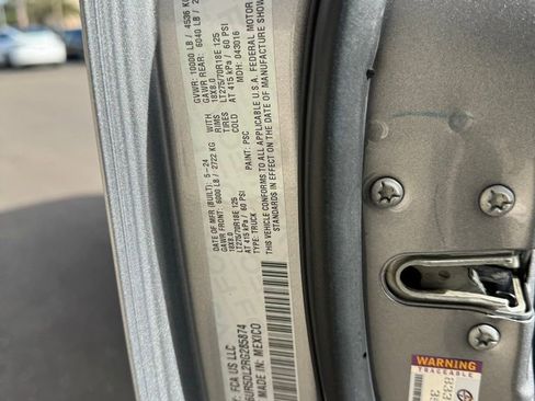 Used 2024 RAM 2500 Big Horn image 34