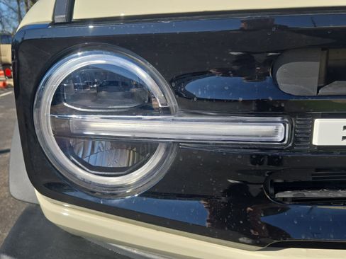 New 2026 Ford Bronco Outer Banks w/ Sasquatch Package image 6