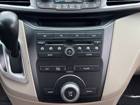 Used 2012 Honda Odyssey LX image 13