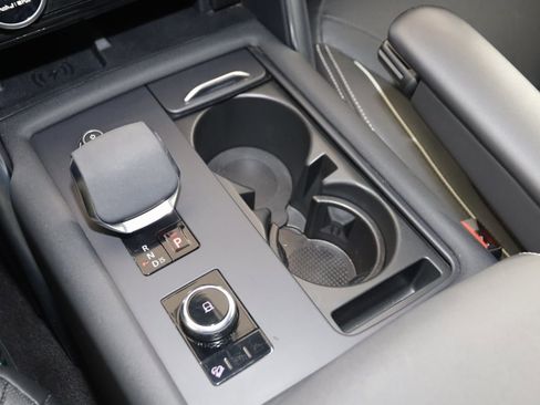 Used 2023 Land Rover Discovery S R-Dynamic image 30