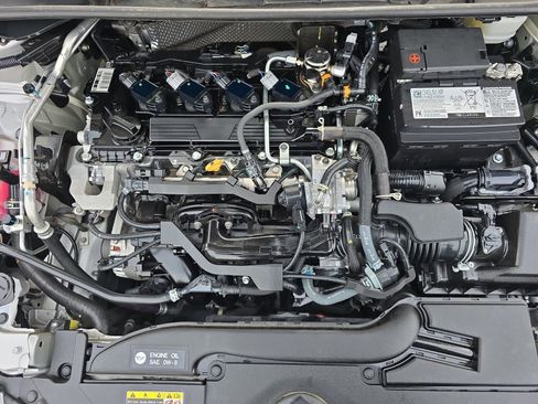 Used 2024 Toyota Corolla LE image 31