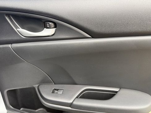 Used 2019 Honda Civic Sport image 34