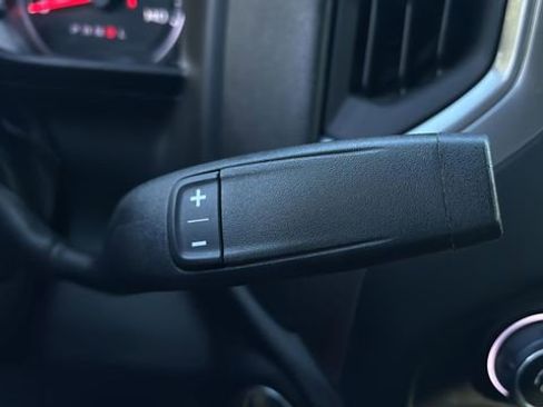Used 2022 Chevrolet Silverado 1500 Custom RWD image 30
