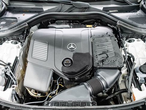 Certified 2025 Mercedes-Benz GLC 350e 4MATIC image 26