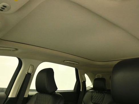 Certified 2024 Ford Edge Titanium AWD/4WD image 14