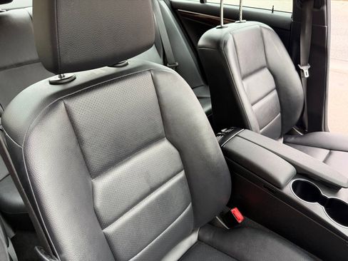 Used 2013 Mercedes-Benz C 300 4MATIC Sedan w/ Multimedia Pkg image 25