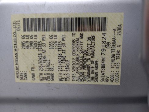 Used 2021 Nissan Rogue SV w/ Premium Package image 33